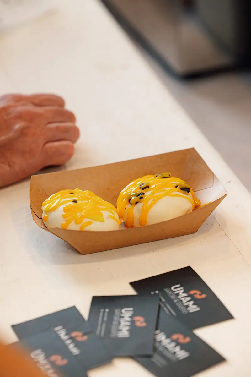Bao dolci con crema e frutto della passione — Parco d’Autunno al Raffo Parco Gondar di Gallipoli